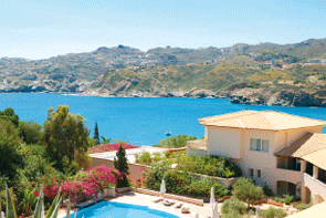 une villa au bord de la mer
